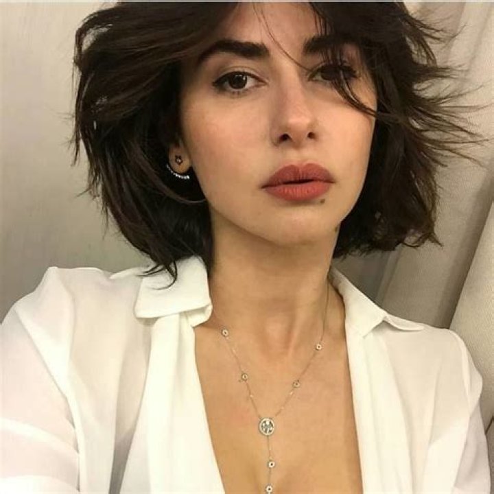 Nesrin Javadzadeh Biography, Age, Height, Husband, Net Worth, Family