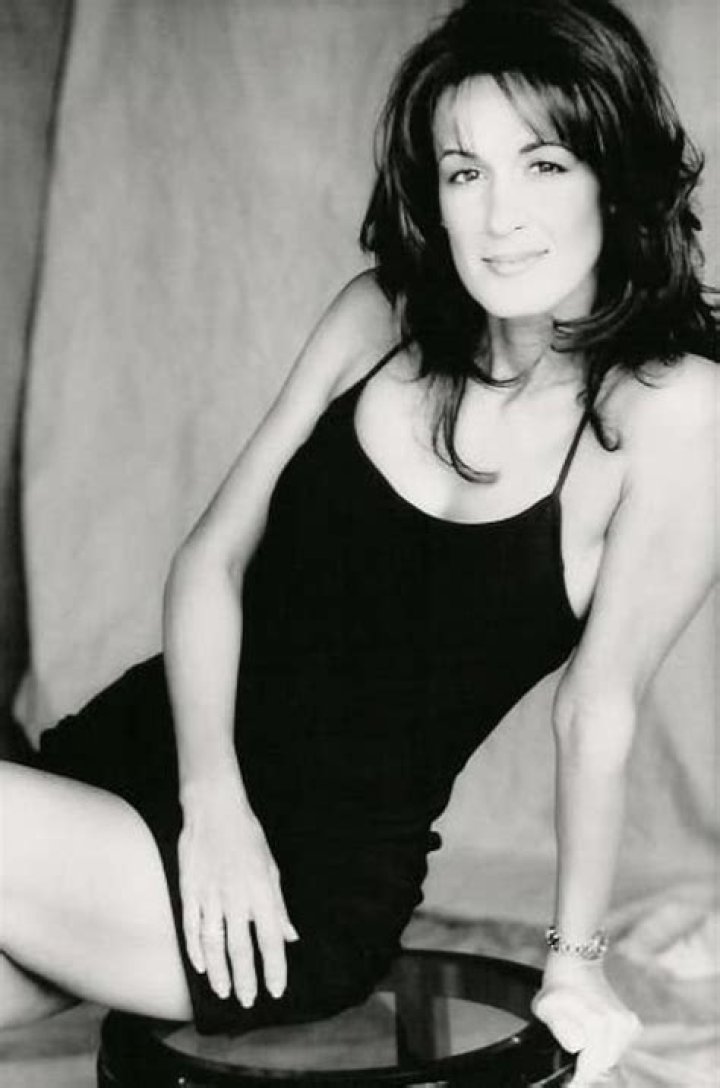 Nicole Gian Biography, Age, Height, Husband, Net Worth, Family