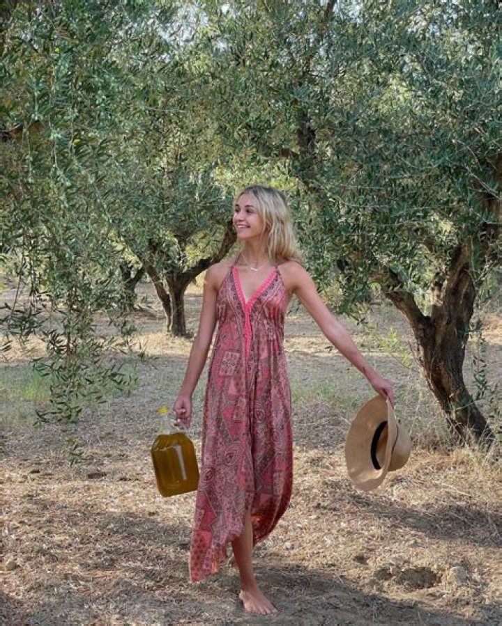 Nikki Roumel Biography, Age, Height, Husband, Net Worth, Family