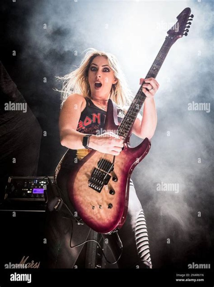 Nikki Stringfield Biography, Age, Height, Husband, Net Worth, Family