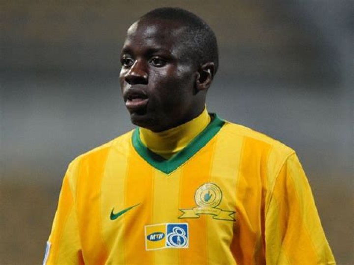 Nyasha Mushekwi Biography, Age, Height, Wife, Net Worth, Family