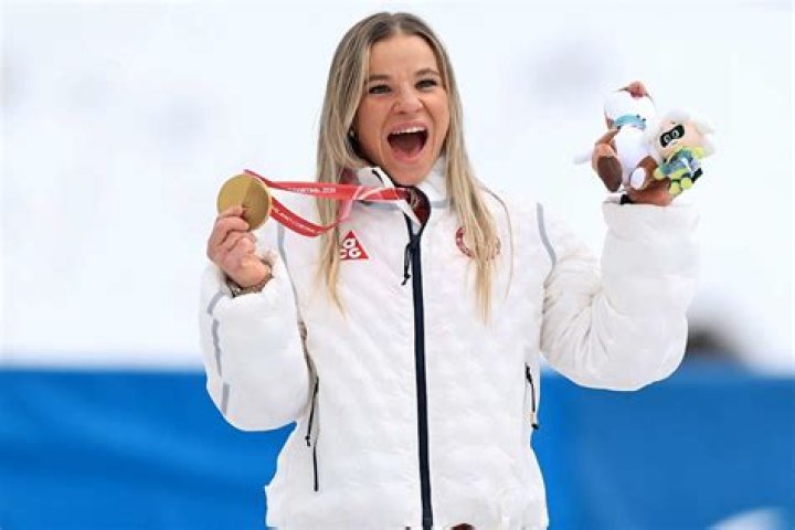 Oksana Masters Biography, Age, Height, Husband, Net Worth, Family