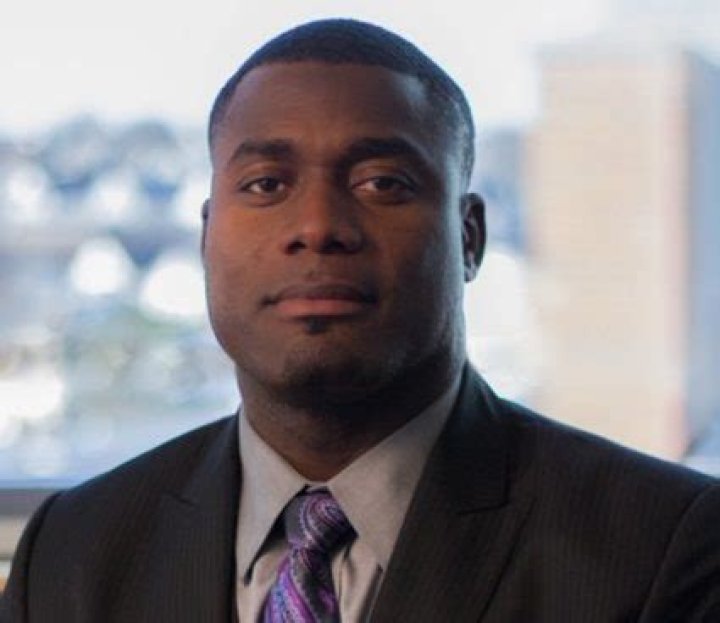 Omar Easy Biography, Age, Height, Wife, Net Worth, Family