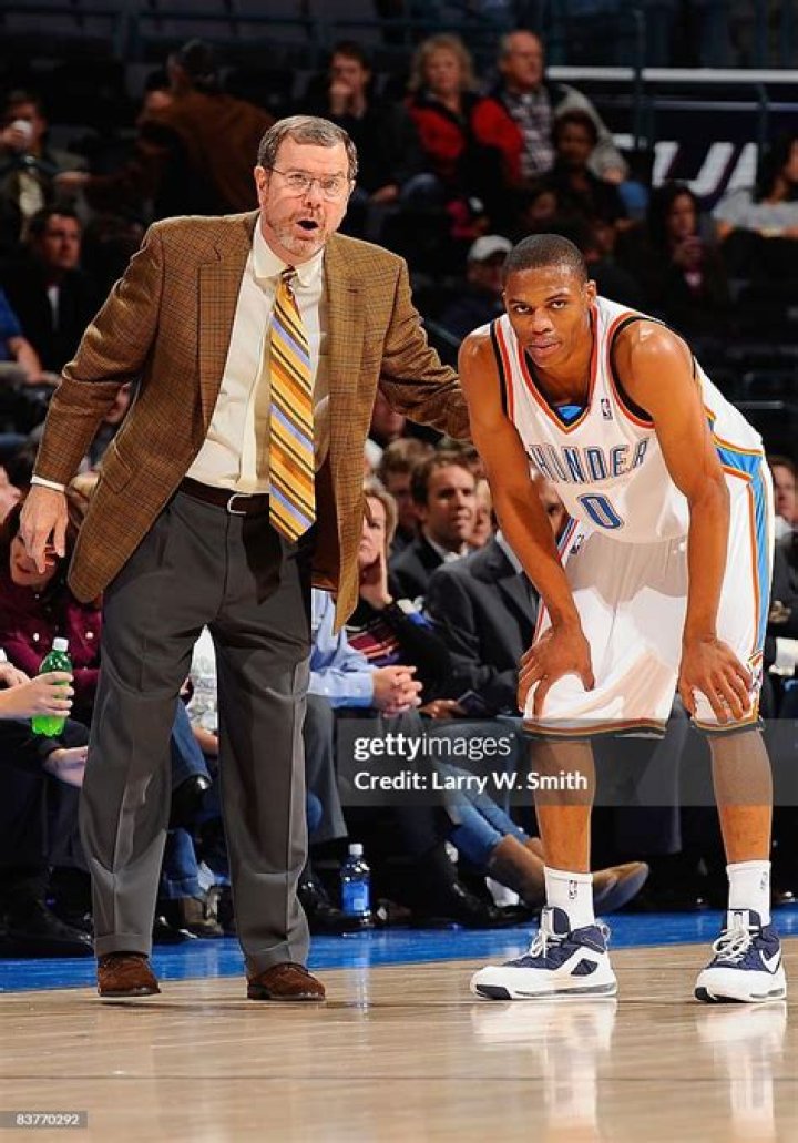 P. J. Carlesimo Biography, Age, Height, Wife, Net Worth and Family