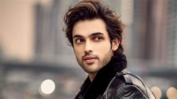 Parth Samthaan Biography, Age, Height, Wife, Net Worth, Family