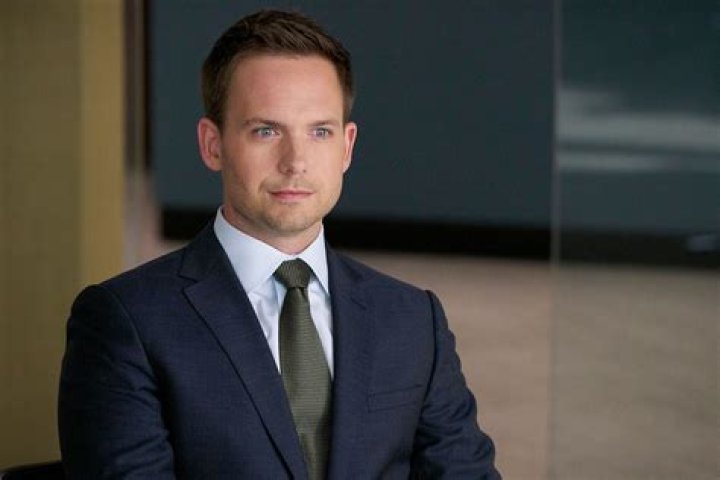 Patrick J. Adams biografía, edad, altura, esposo, net worth, familia