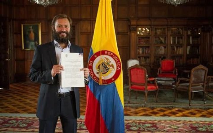 Paul Bragiel Biography, Age, Height, Wife, Net Worth, Family