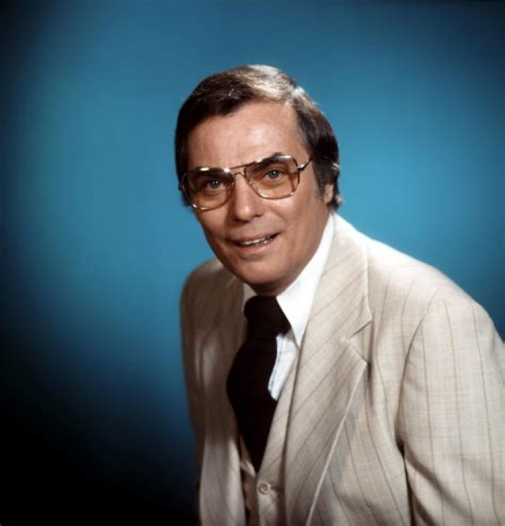 Peter Marshall (entertainer) biografía, edad, altura, esposo, net worth, familia