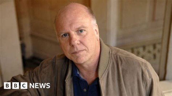 Peter Robinson Biography, Age, Height, Wife, Net Worth, Family