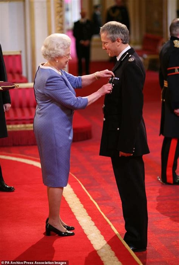 Peter St Clair-Erskine, 7th Earl of Rosslyn Biography, Age, Height, Wife, Net Worth, Family