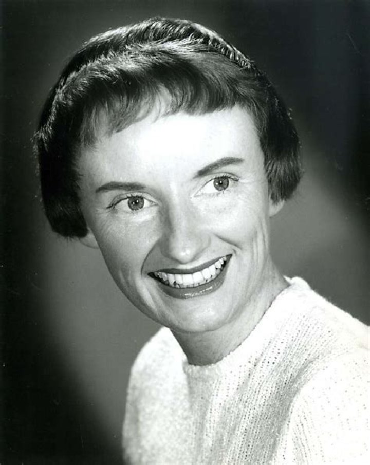 Phyllis Diller Biography, Age, Height, Husband, Net Worth, Family