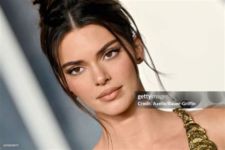 Radhika Jones Biography, Age, Height, Husband, Net Worth, Family