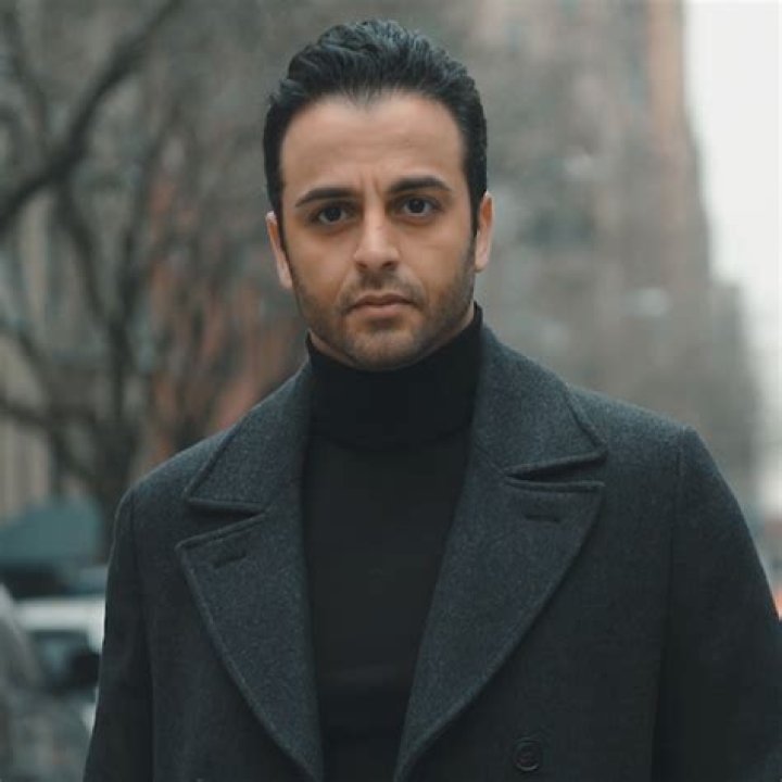 Raha Etemadi Biography, Age, Height, Wife, Net Worth, Family