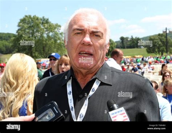 Randy Hundley Biography, Age, Height, Husband, Net Worth, Family