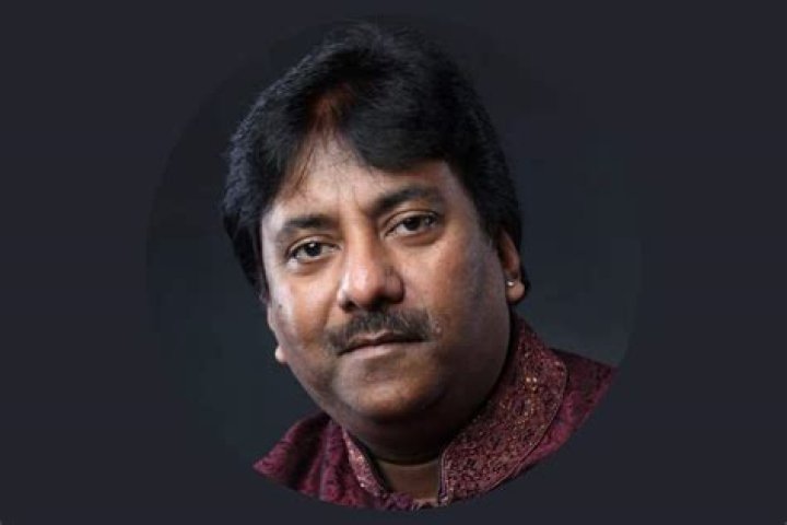 Rashid Khan Biography, Age, Height, Wife, Net Worth, Family