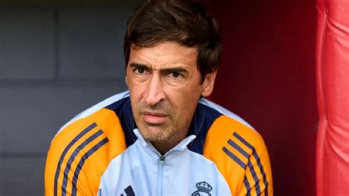 Raúl González Biography, Age, Height, Wife, Net Worth, Family