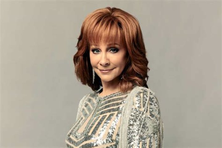 Reba McEntire Biography, Age, Height, Husband, Net Worth, Family