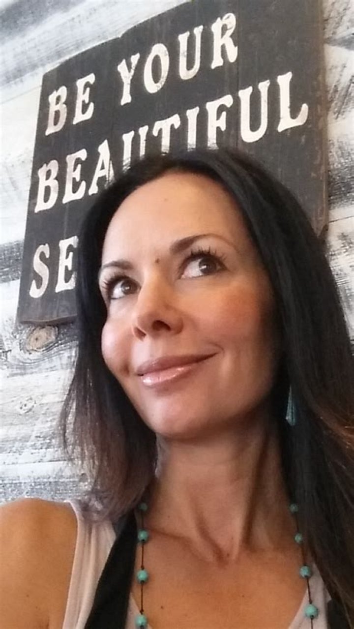 Rebecca Switzer Biography, Age, Height, Husband, Net Worth, Family