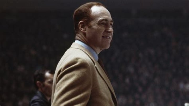 Red Kelly Biography, Age, Height, Wife, Net Worth, Family