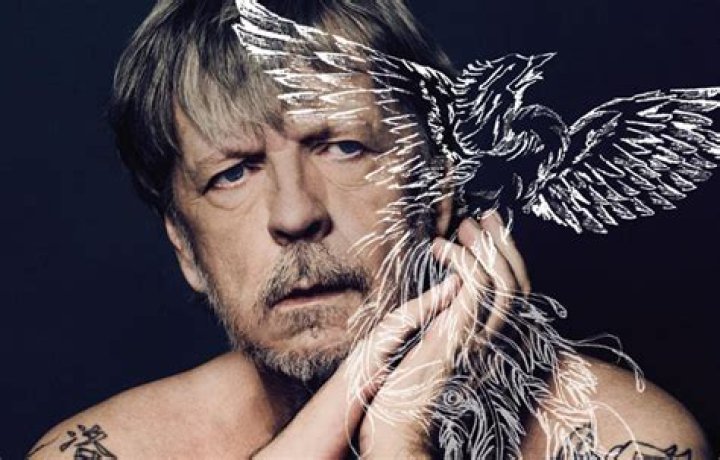 Renaud Biography, Age, Height, Wife, Net Worth, Family