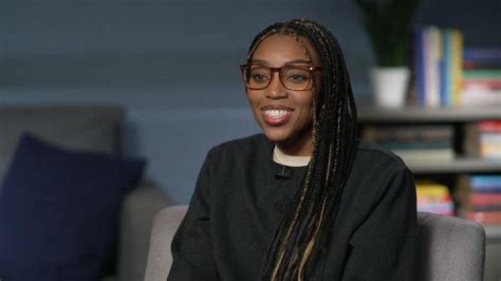 Renee Montgomery Biography, Age, Height, Husband, Net Worth, Family