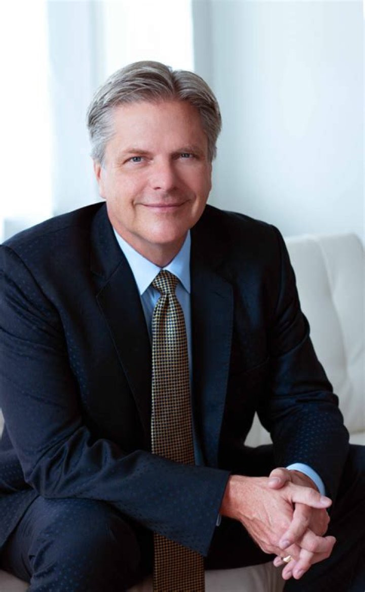 Richard Paul Evans Biography, Age, Height, Wife, Net Worth, Family