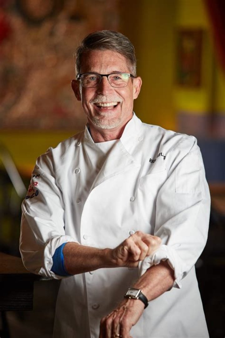 Rick Bayless Biography, Age, Height, Wife, Net Worth, Family