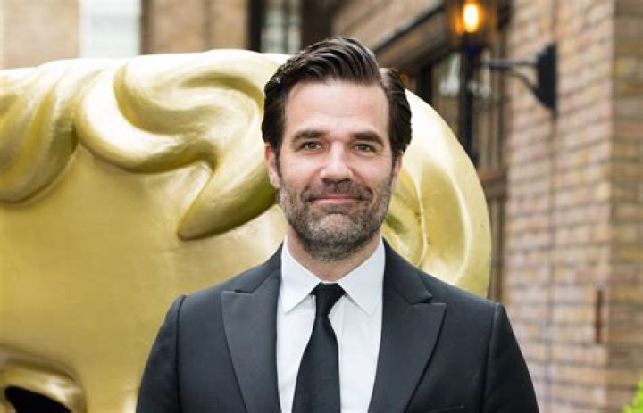 Rob Delaney Biography, Age, Height, Wife, Net Worth, Family