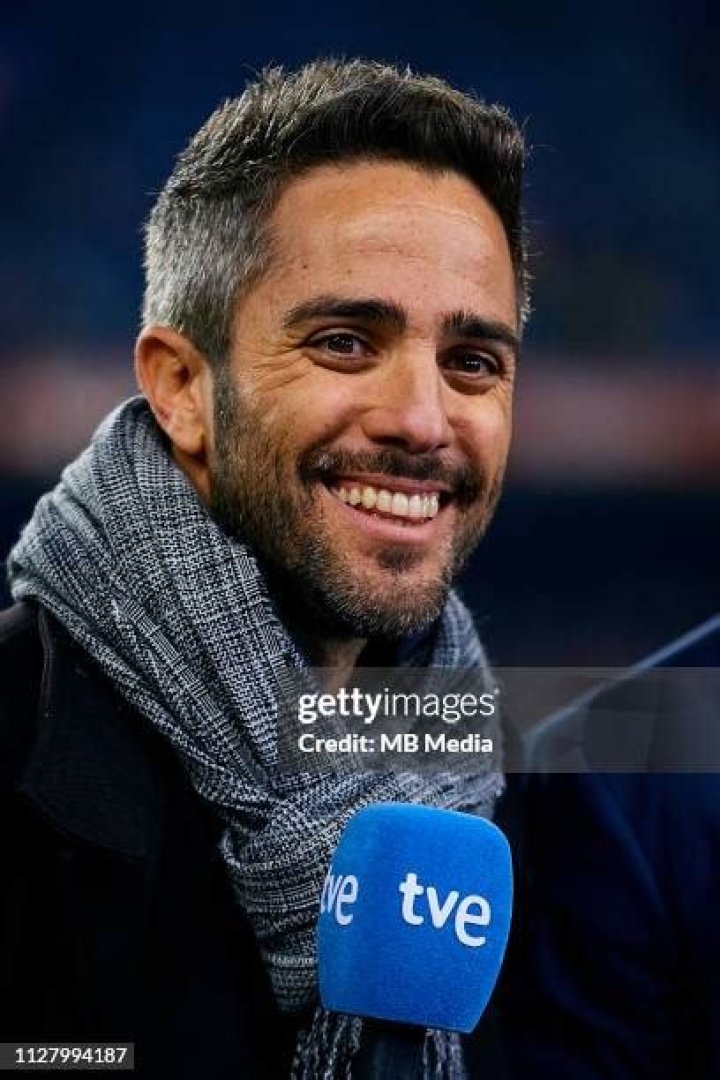 Roberto Leal Biography, Age, Height, Wife, Net Worth, Family