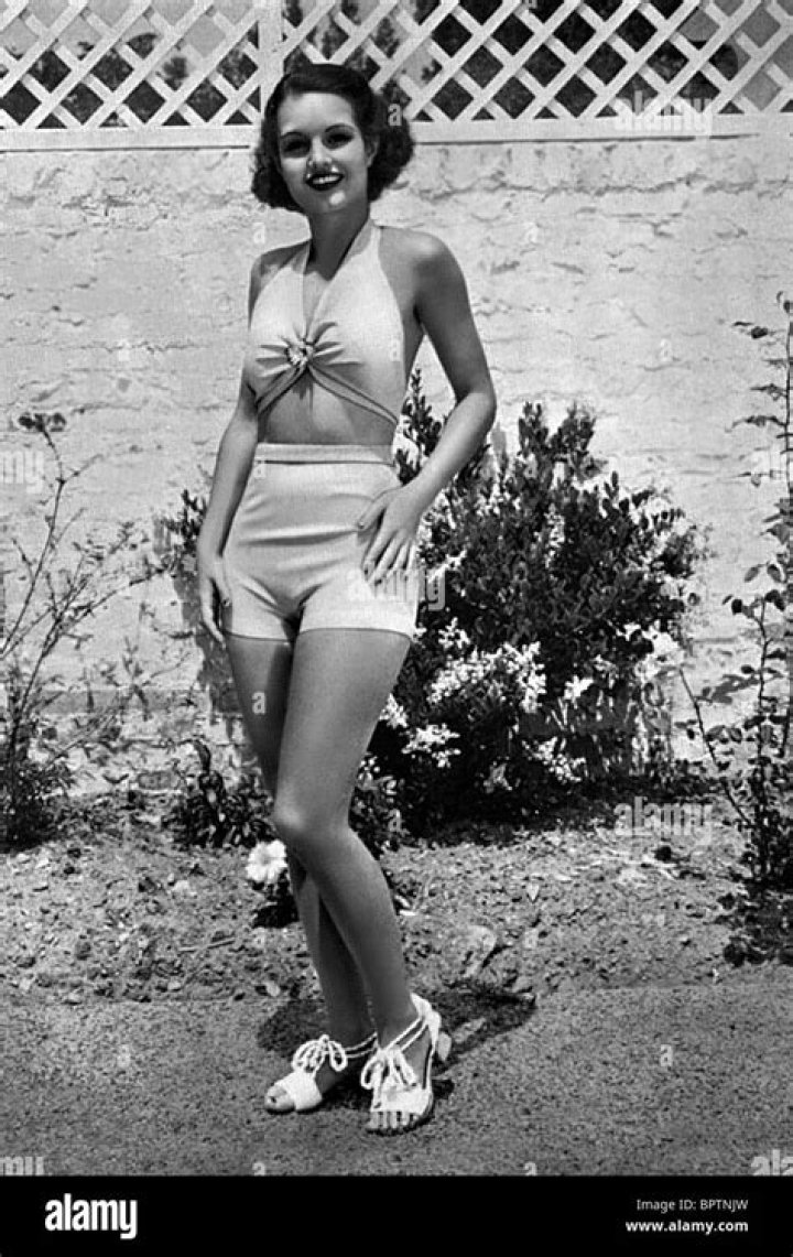 Rochelle Hudson Biography, Age, Height, Husband, Net Worth, Family