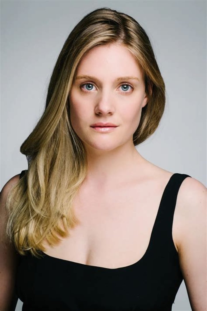 Romola Garai Biography, Age, Height, Husband, Net Worth, Family