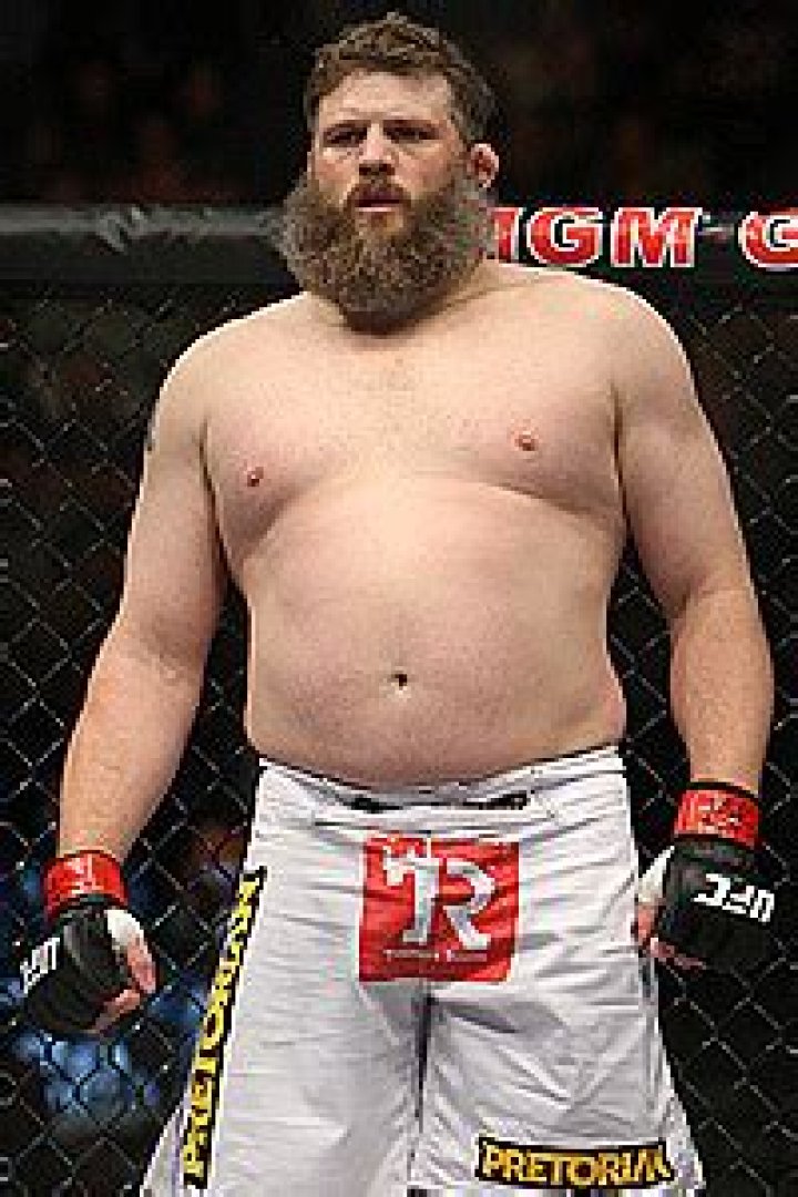 Roy Nelson Biography, Age, Height, Wife, Net Worth, Family
