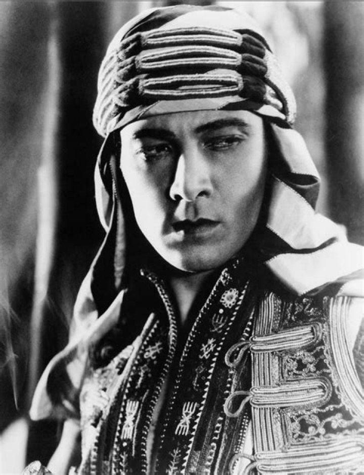 Rudolph Valentino Biography, Age, Height, Wife, Net Worth, Family
