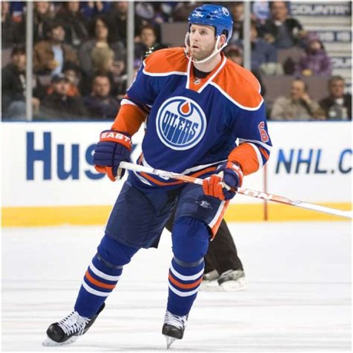 Ryan Whitney Biography, Age, Height, Wife, Net Worth, Family