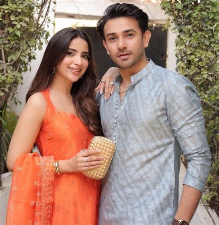 Saboor Aly Biography, Age, Height, Husband, Net Worth, Family