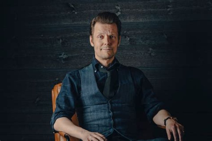 Sam Lake Biography, Age, Height, Wife, Net Worth, Family