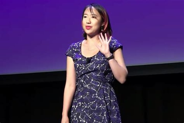 Sarah Jeong Biography, Age, Height, Husband, Net Worth, Family