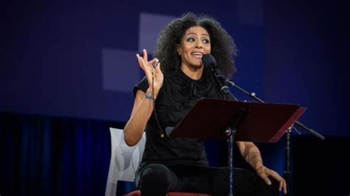 Sarah Jones Biography, Age, Height, Husband, Net Worth, Family