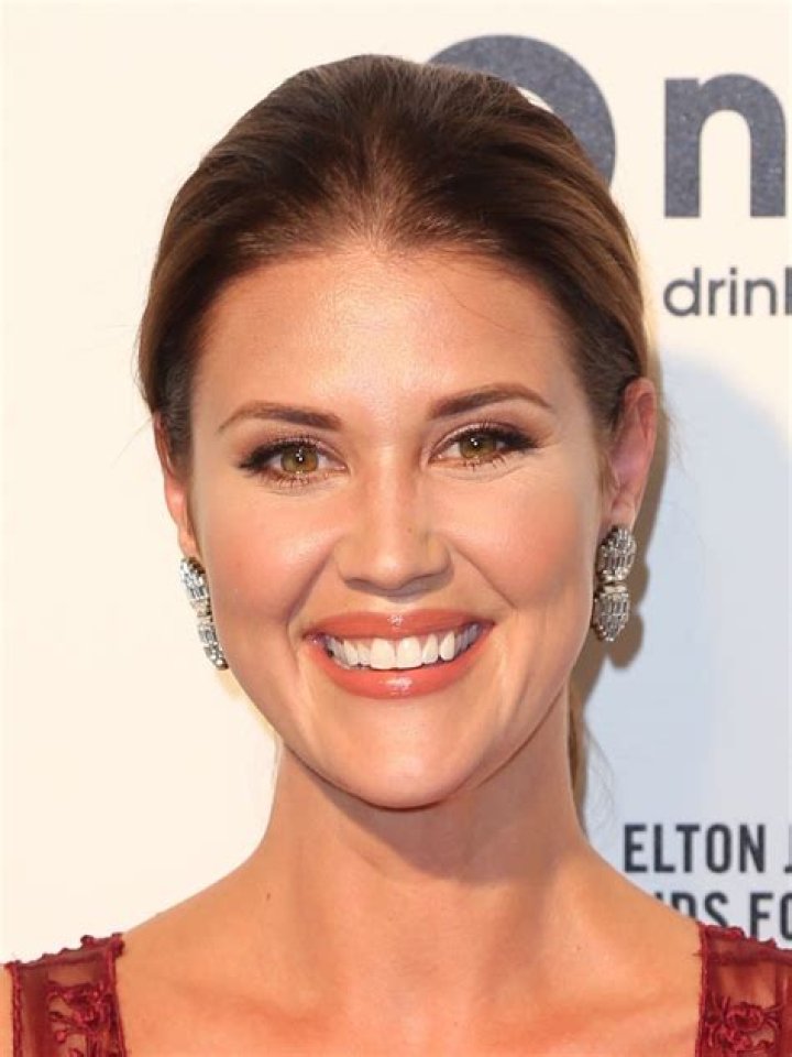 Sarah Lancaster biografía, edad, altura, esposa, net worth, familia