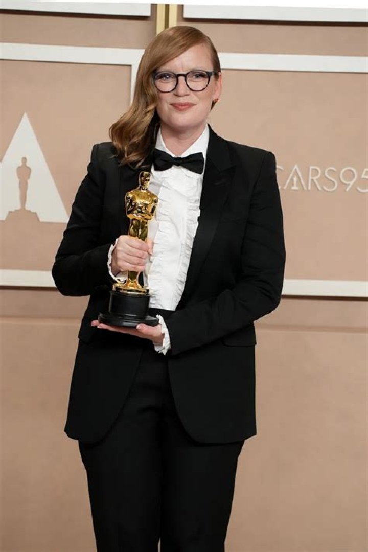 Sarah Polley Biography, Age, Height, Husband, Net Worth, Family