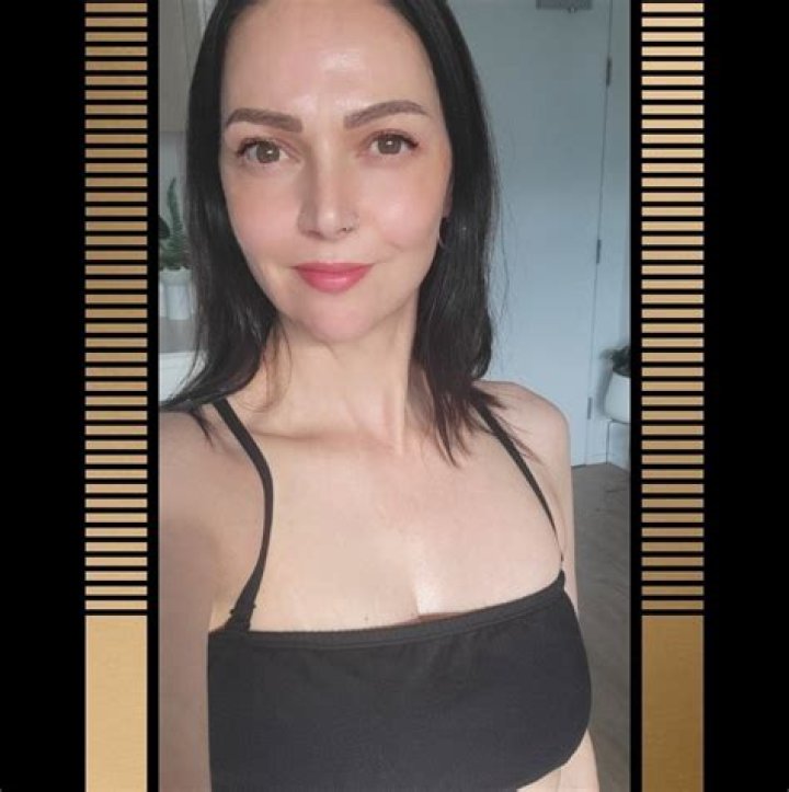 Sarah Scott Biography, Age, Height, Husband, Net Worth, Family