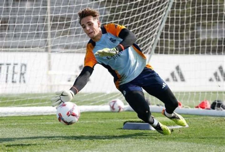 Sergio Mestre Biography, Age, Height, Wife, Net Worth, Family