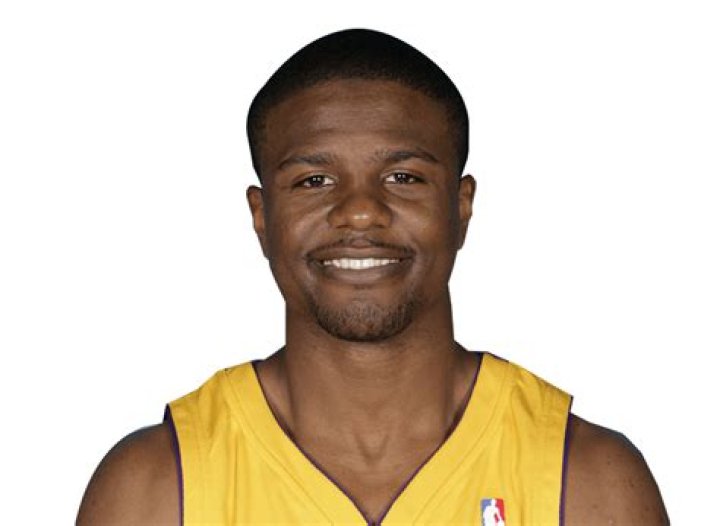 Shammond Williams Biography, Age, Height, Wife, Net Worth, Family