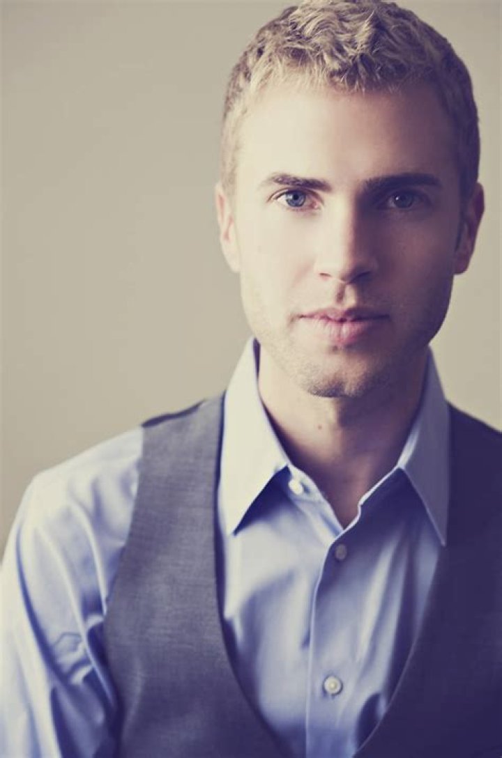 Shane Bitney Crone Biography, Age, Height, Wife, Net Worth, Family