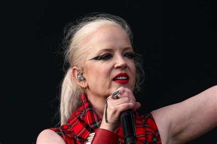 Shirley Manson Biography, Age, Height, Husband, Net Worth, Family