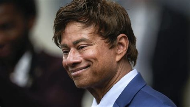 Shri Thanedar Biography, Age, Height, Wife, Net Worth, Family