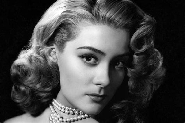 Silvia Pinal Biography, Age, Height, Husband, Net Worth, Family