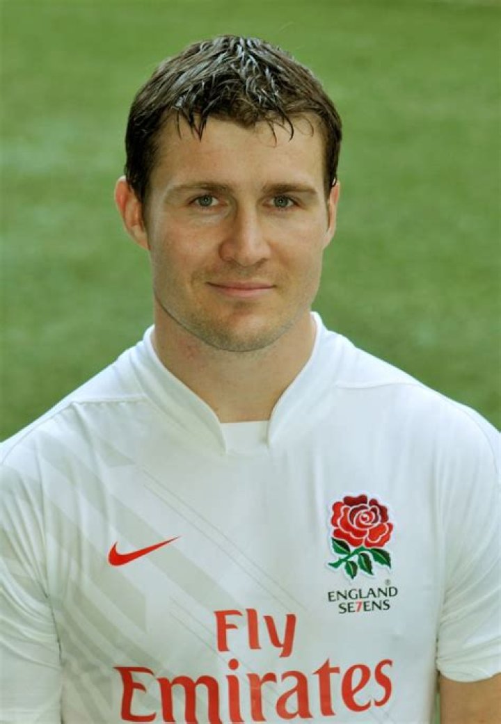 Simon Hunt Biography, Age, Height, Wife, Net Worth, Family