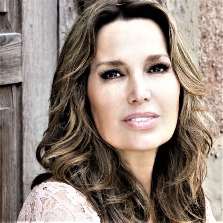 Sonia Falcone Biography, Age, Height, Husband, Net Worth, Family