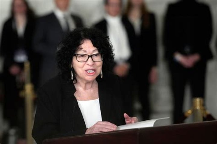 Sonia Sotomayor biografía, edad, altura, esposa, net worth, familia
